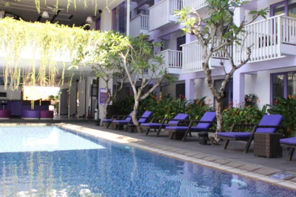 Conjioo Hotel Kuta Managed By Mhm ليجيان المظهر الخارجي الصورة